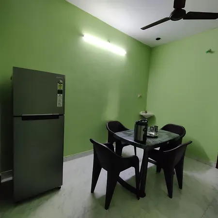 Rest And Relax Homestay Pondicherry Exterior photo