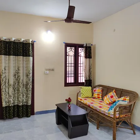 Rest And Relax Homestay Pondicherry Exterior photo